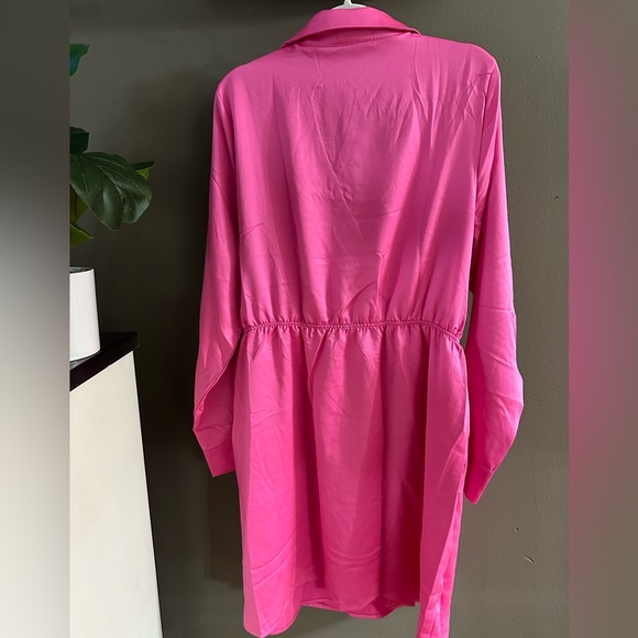 BLASHE BRAND WOMEN’S DRESS - Picture 2 of 3